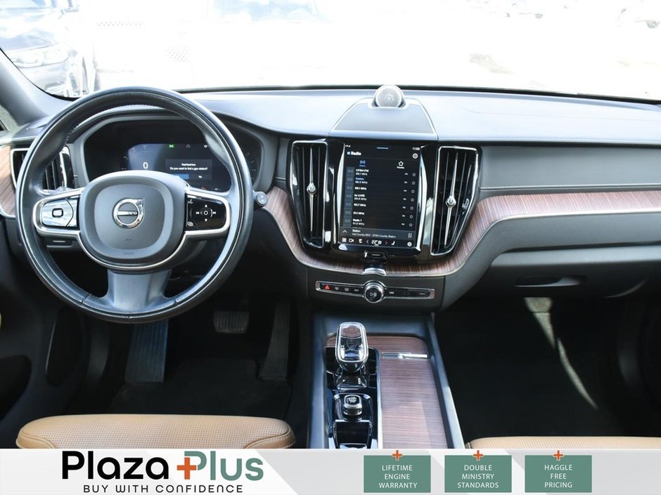 2022 Volvo XC60 Inscription | B6 INSCRIPTION | BROWN LEATHER SEATS | PREMIUM SOUND | ANDROID AUTO & APPLE CARPLAY |