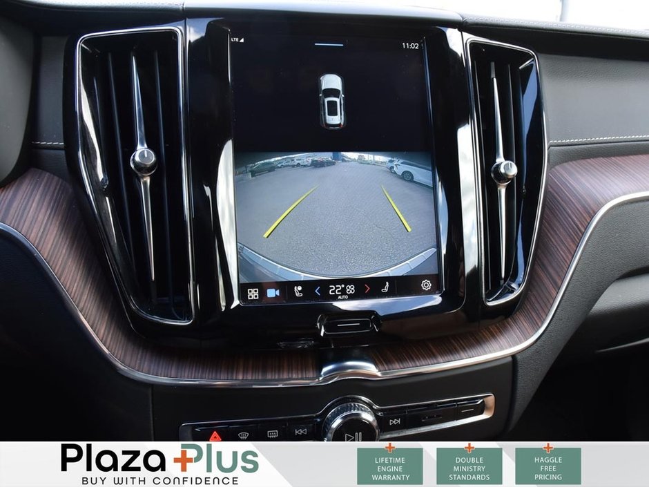 2022 Volvo XC60 Inscription | B6 INSCRIPTION | BROWN LEATHER SEATS | PREMIUM SOUND | ANDROID AUTO & APPLE CARPLAY |