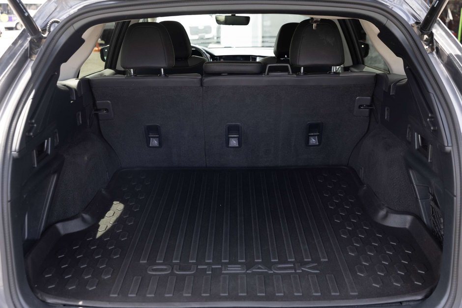 2023 Subaru Outback Onyx