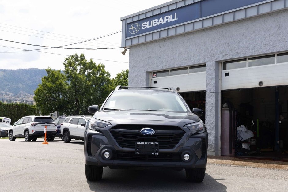 2023 Subaru Outback Onyx