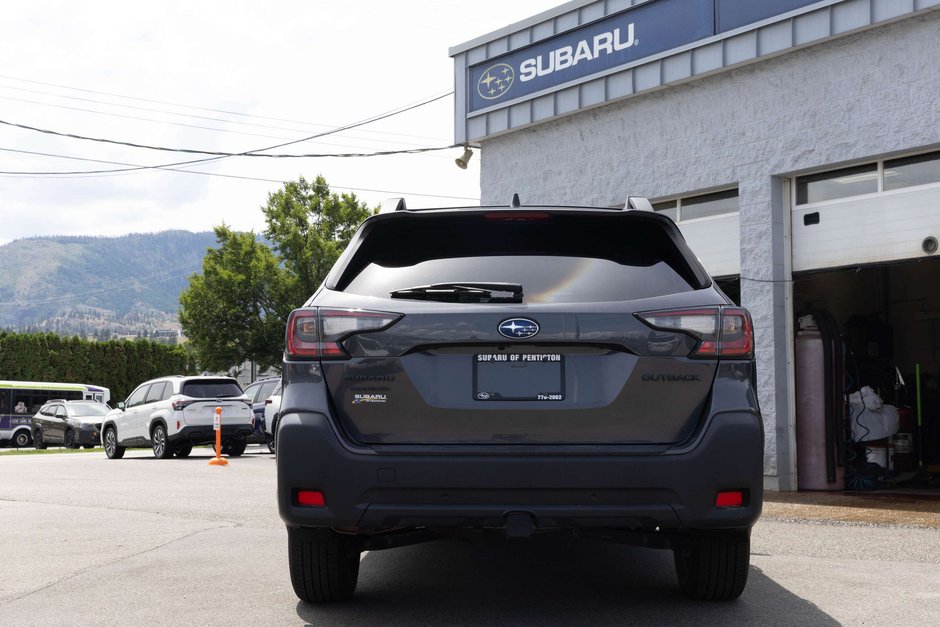 2023 Subaru Outback Onyx