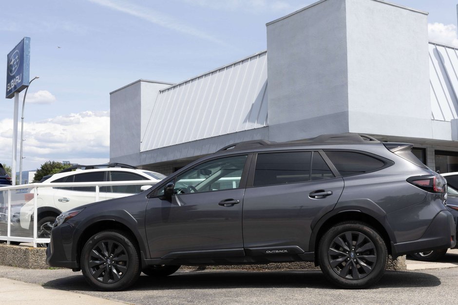 2023 Subaru Outback Onyx