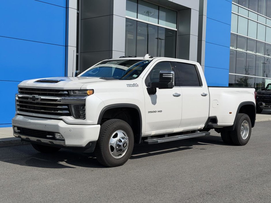 Chevrolet Silverado 3500HD 4WD Crew Cab Long Box High Country 2020 à Charlemagne, Québec