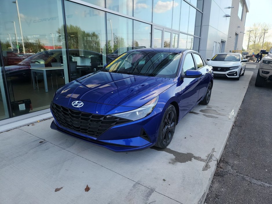 2023 Hyundai Elantra Preferred in Saint-Jérôme, Quebec