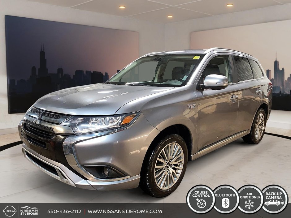 2019 Mitsubishi Outlander PHEV SEL HYBRIDE RECHARGEABLE PNEUS HIVER INCLUS MAGS in Charlemagne, Quebec