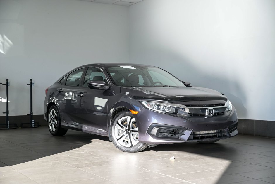 2017  Civic Sedan LX Sièges chauffants Caméra de recul in Sainte-Julie, Quebec