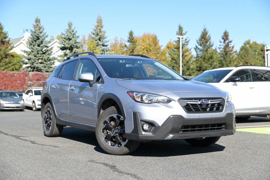 2022  Crosstrek Tourisme Carplay Sièges chauffants CERTIFIÉ in Sainte-Julie, Quebec