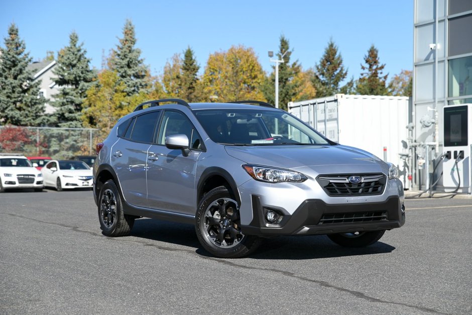 2022  Crosstrek Tourisme Carplay SIèges chauffants CERTIFIÉ in Sainte-Julie, Quebec