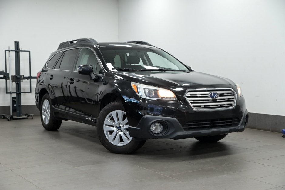 2017 Subaru Outback 2.5i Tourisme Manuel Toit ouvrant Bluetooth in Sainte-Julie, Quebec