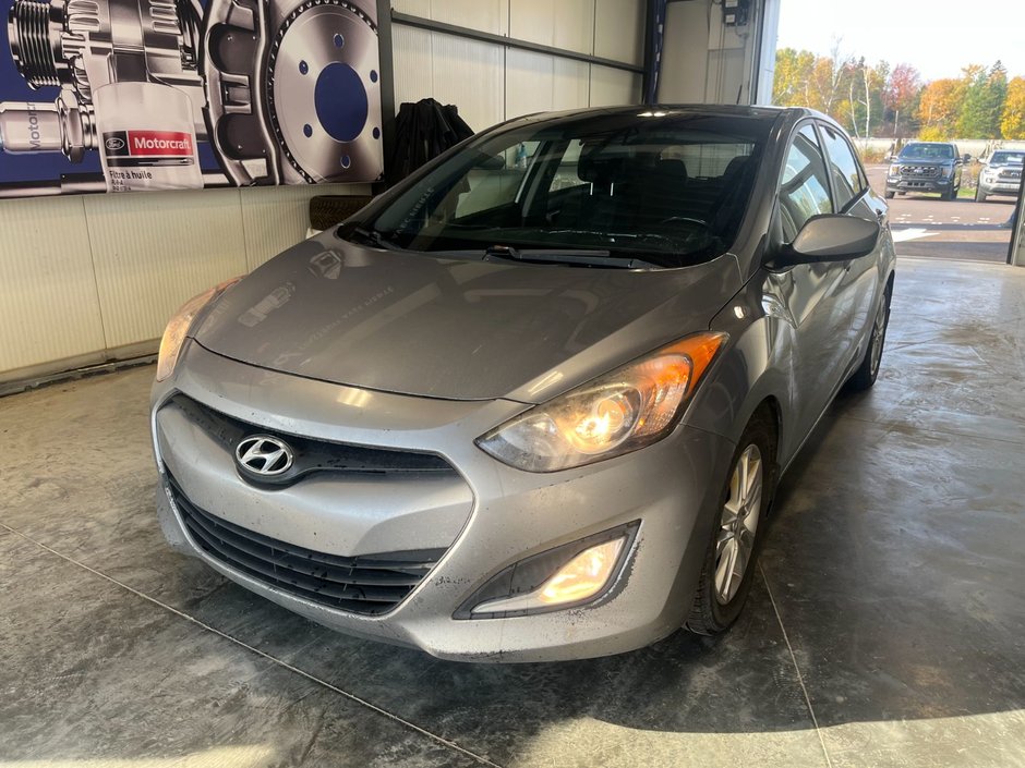 Hyundai Elantra GT GLS 2014 à New Richmond, Québec