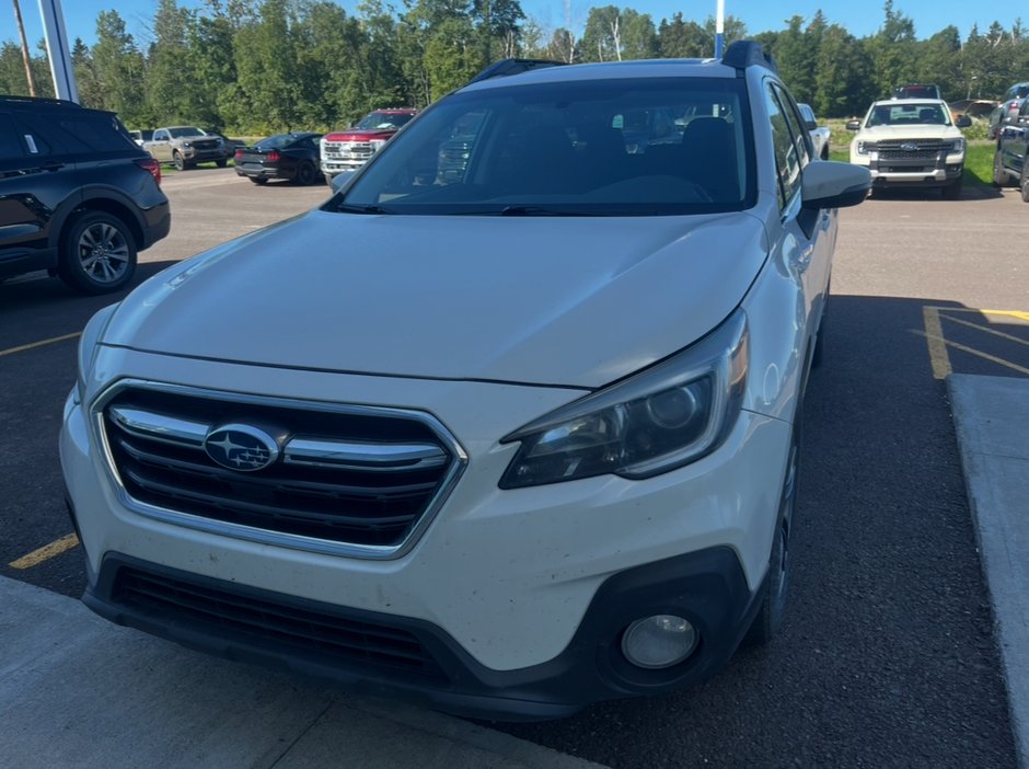 Subaru Outback Touring 2018 à New Richmond, Québec