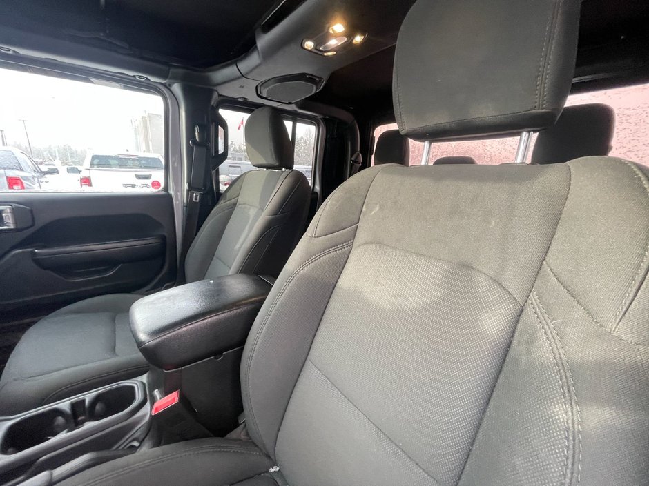 2020 Jeep GLADIATOR SPORT 4X4