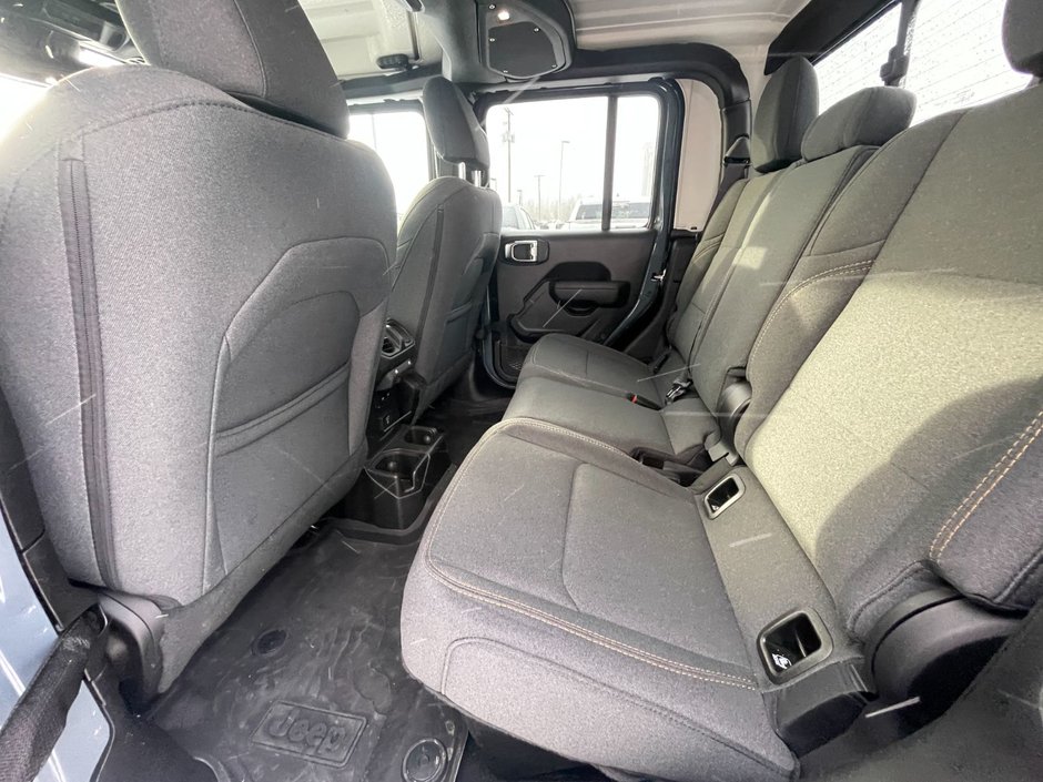 2025 Jeep Gladiator WILLYS OVER $74,000 NEW! SAVE $15,000! Willys package