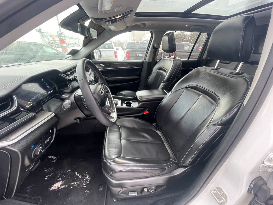 2023 Jeep GRAND CHEROKEE 4XE LIMITED LIMITED TRIM!