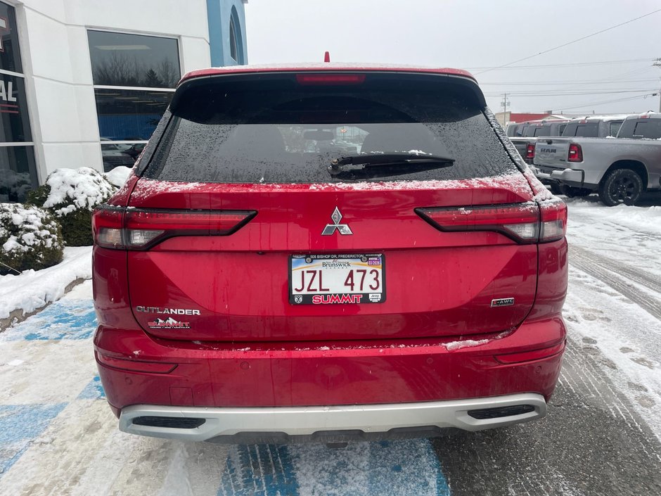 2022 Mitsubishi OUTLANDER GT PREMIUM