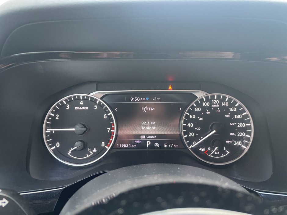 Nissan PATHFINDER SV 2023