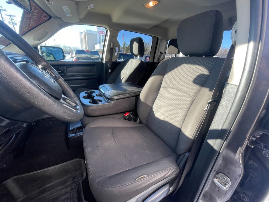 Ram 1500 CLASSIC EXPRESS 2020