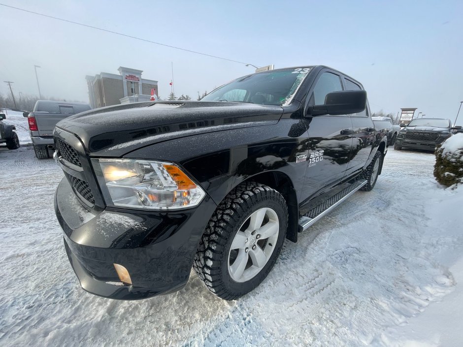 Ram 1500 CLASSIC EXPRESS 2023