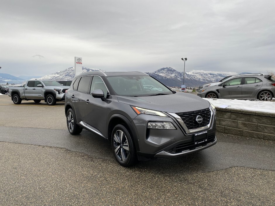 2023 Nissan Rogue SL in Kamloops, British Columbia - w940px