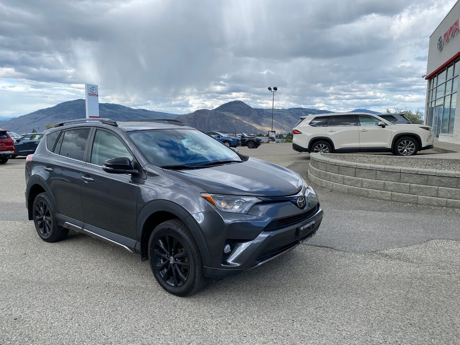 2018 Toyota RAV4 TRAIL in Kamloops, British Columbia - w940px
