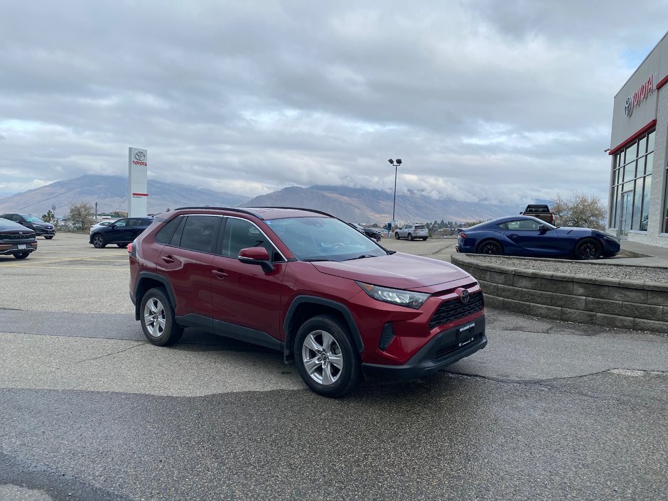 2019 Toyota RAV4 LE in Kamloops, British Columbia - w940px