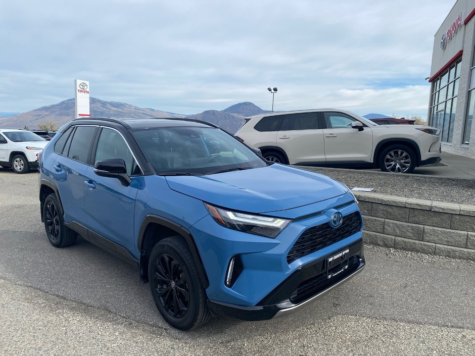 2022 Toyota RAV4 Hybrid XSE in Kamloops, British Columbia - w940px