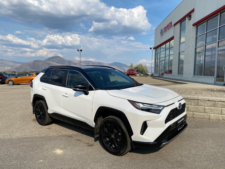 2024 Toyota RAV4 Hybrid XSE in Kamloops, British Columbia - w940px