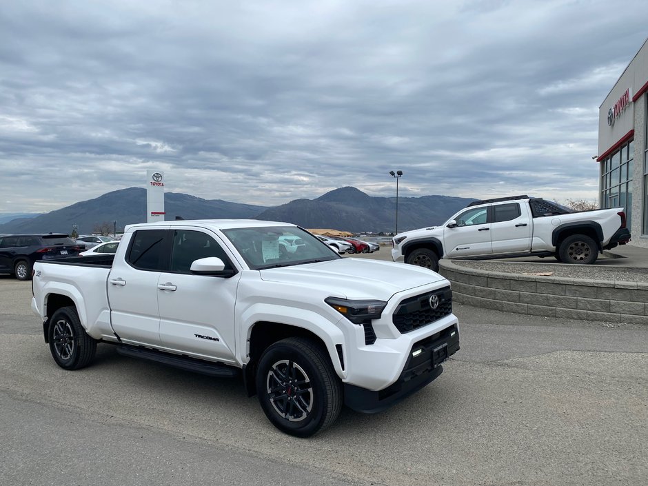 2025 Toyota Tacoma TRD Sport in Kamloops, British Columbia - w940px
