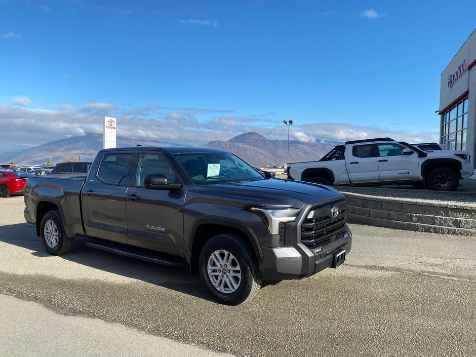 2022 Toyota Tundra SR5 L in Kamloops, British Columbia - w940px