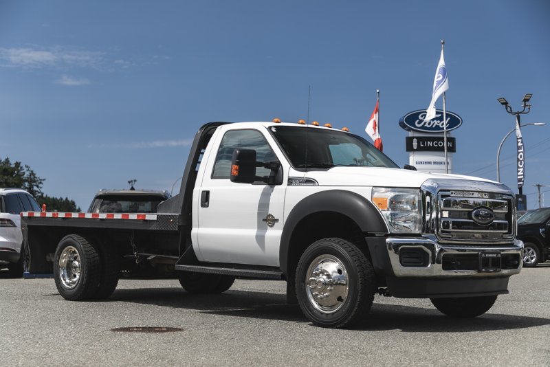 2012 Ford Super Duty F-550 DRW XLT in Nanaimo, British Columbia