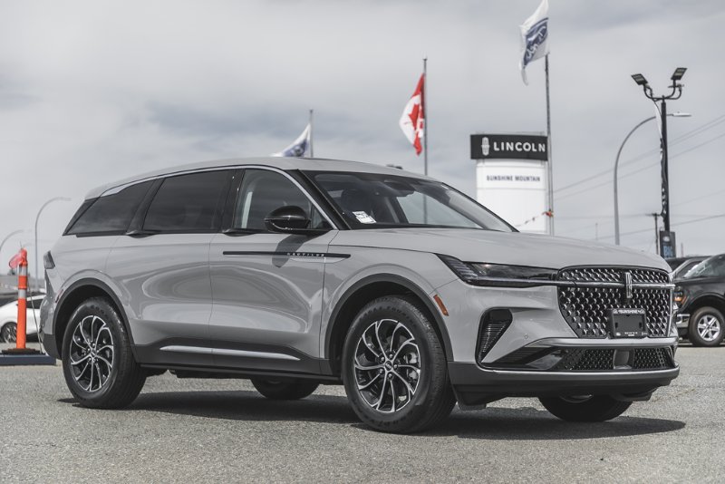 2026 Lincoln Nautilus Premiere in Nanaimo, British Columbia