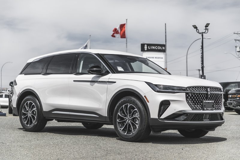 2026 Lincoln Nautilus Premiere in Nanaimo, British Columbia