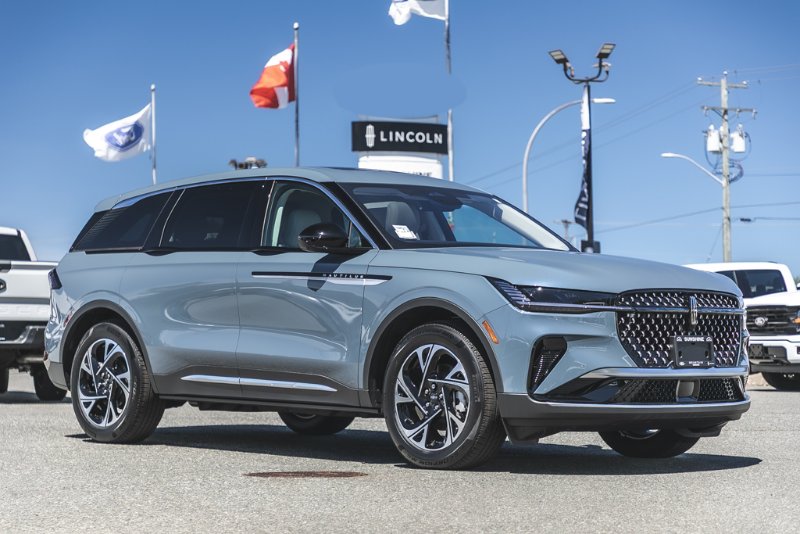 2026 Lincoln Nautilus Premiere in Nanaimo, British Columbia