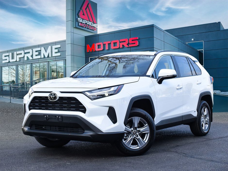 2025 Toyota RAV4 Hybrid Hybrid XLE AWD in Mississauga, Ontario