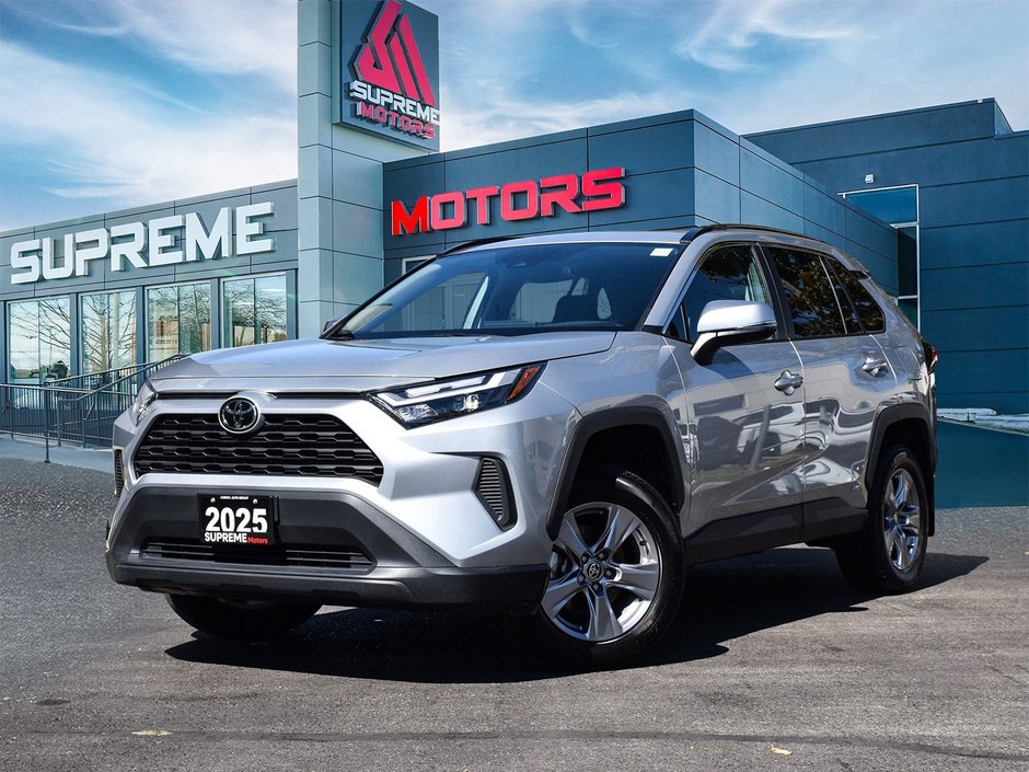 2025 Toyota RAV4 Hybrid XLE in Mississauga, Ontario