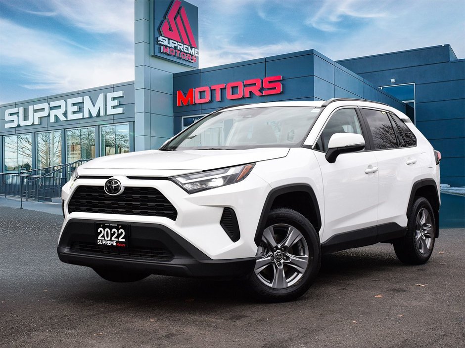 2022 Toyota RAV4 XLE in Mississauga, Ontario