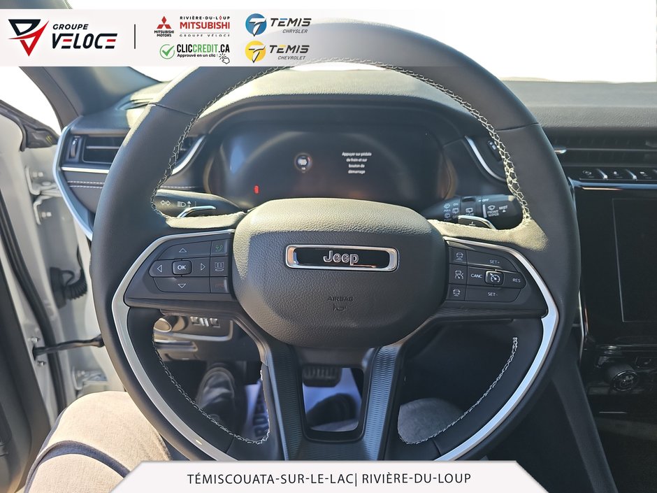 Jeep Grand Cherokee L LAREDO 2024