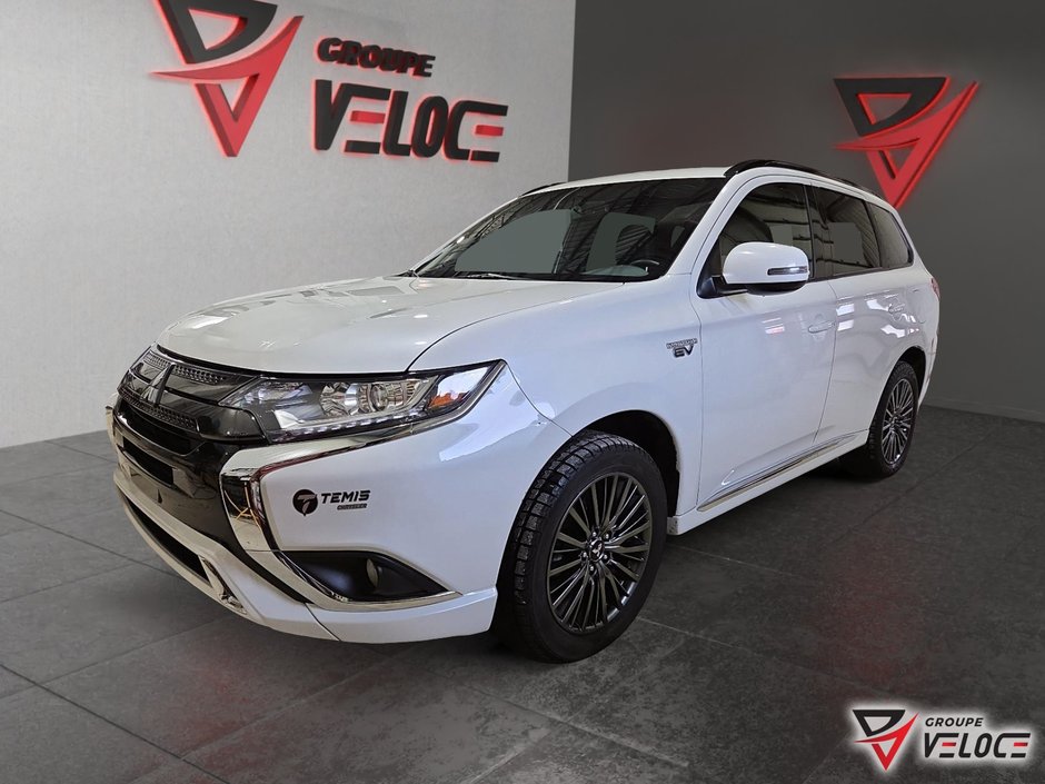 Mitsubishi Outlander PHEV BLACK EDITION *CUIR, TOIT OUVRANT, TOUT ÉQUIPÉ* 2022 à Rivière-du-Loup, Québec