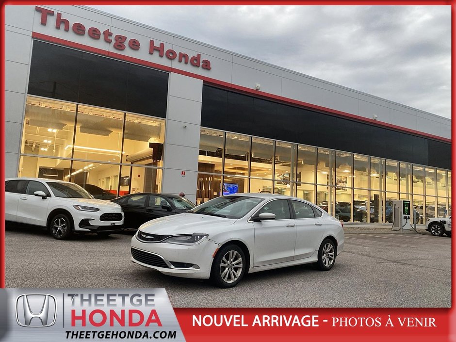 Chrysler 200  2015 à Québec, Québec - w940px