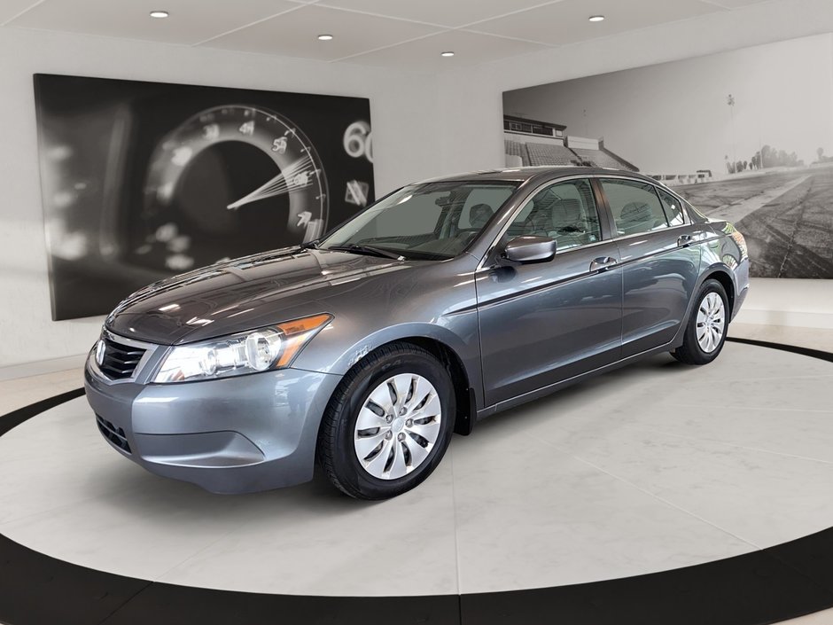 Honda Accord Sedan  2010 à Québec, Québec - w940px