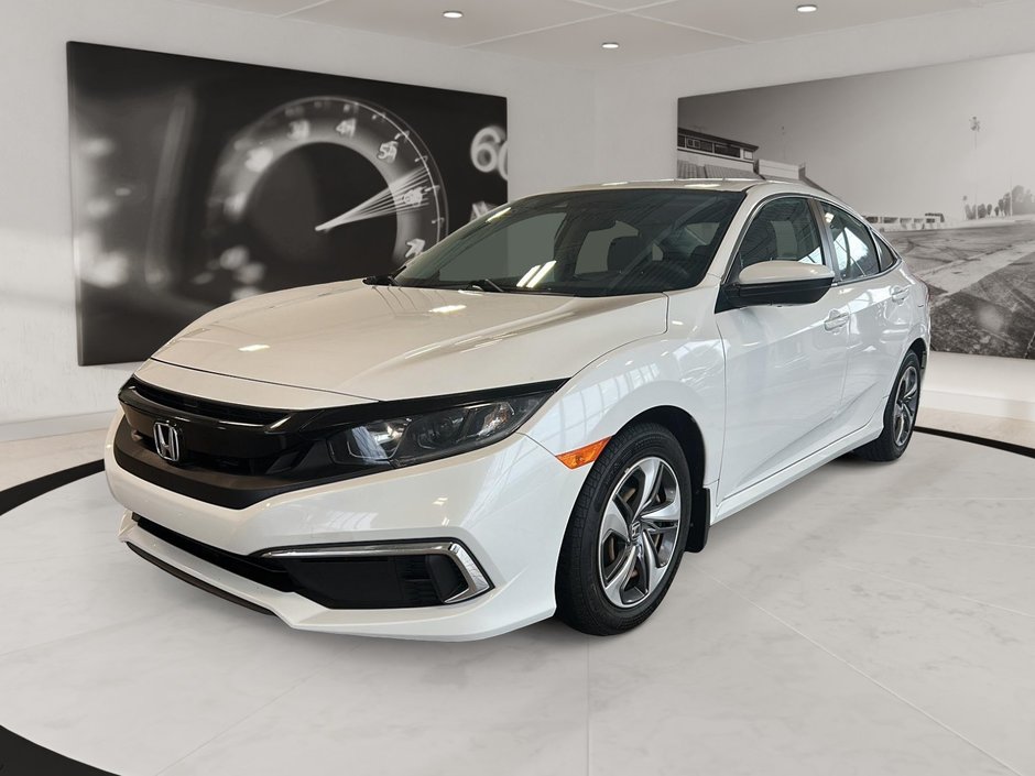 Honda Civic Sedan  2019 à Québec, Québec - w940px