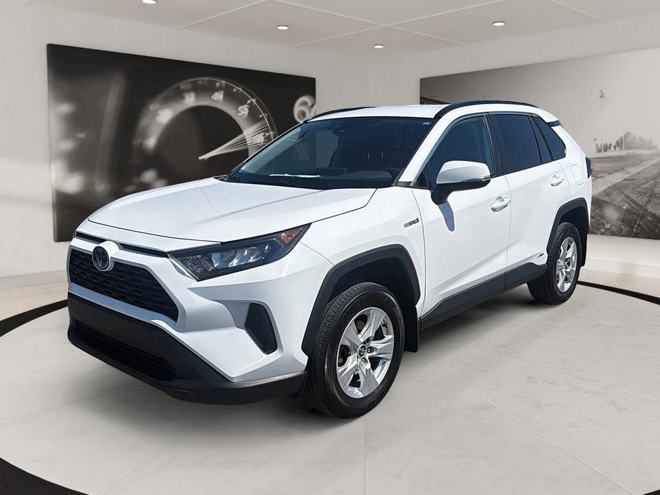 2021 Toyota RAV4 in Quebec, Quebec - w940px
