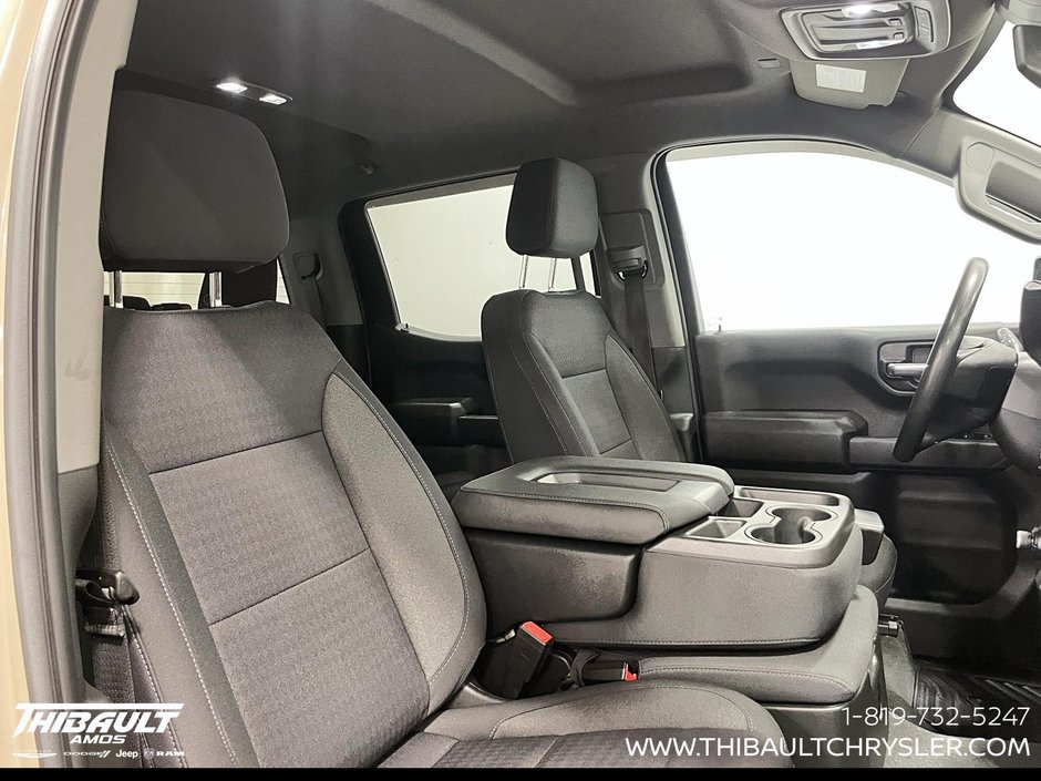 2022 Chevrolet Silverado 1500 Custom Trail Boss