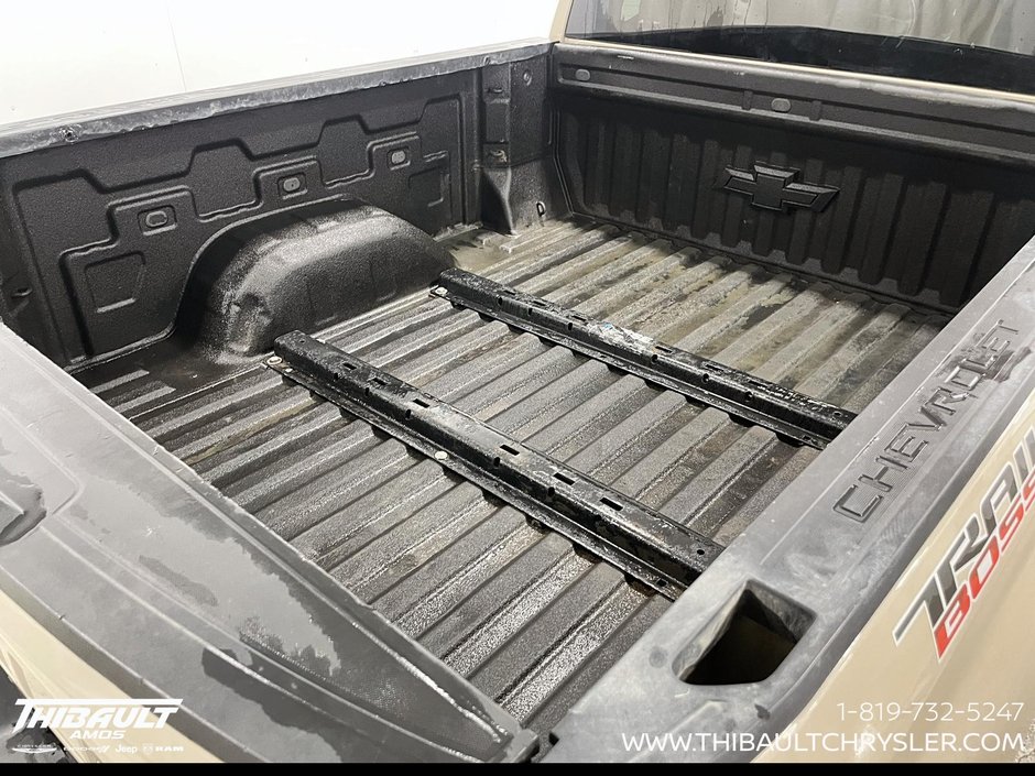 2022 Chevrolet Silverado 1500 Custom Trail Boss