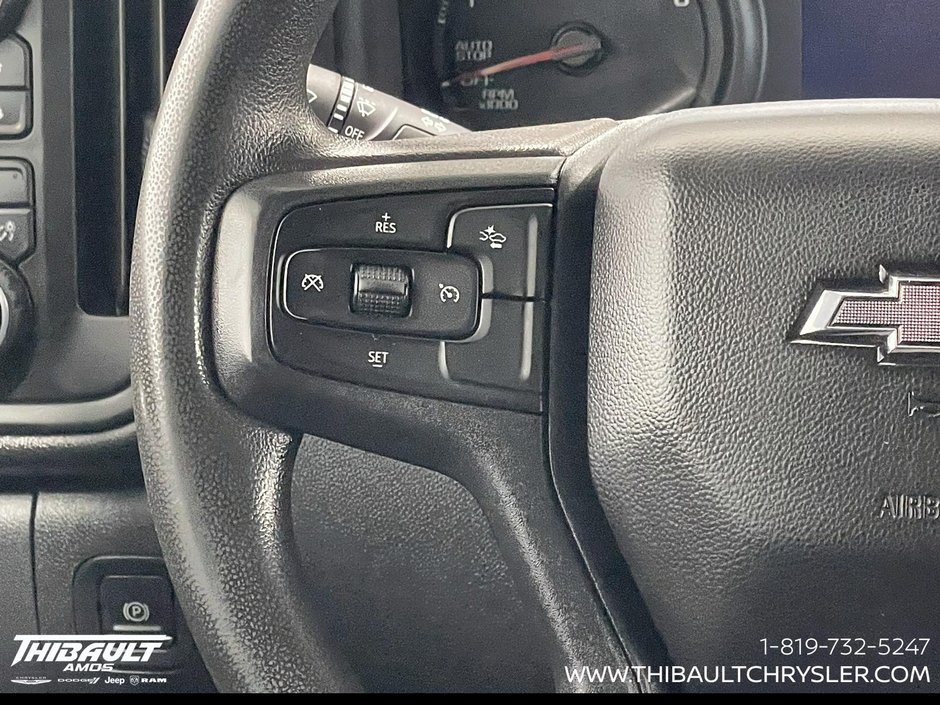 2022 Chevrolet Silverado 1500 Custom Trail Boss