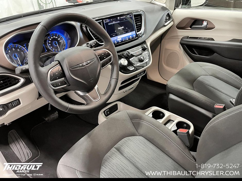 2024 Chrysler Grand Caravan SXT