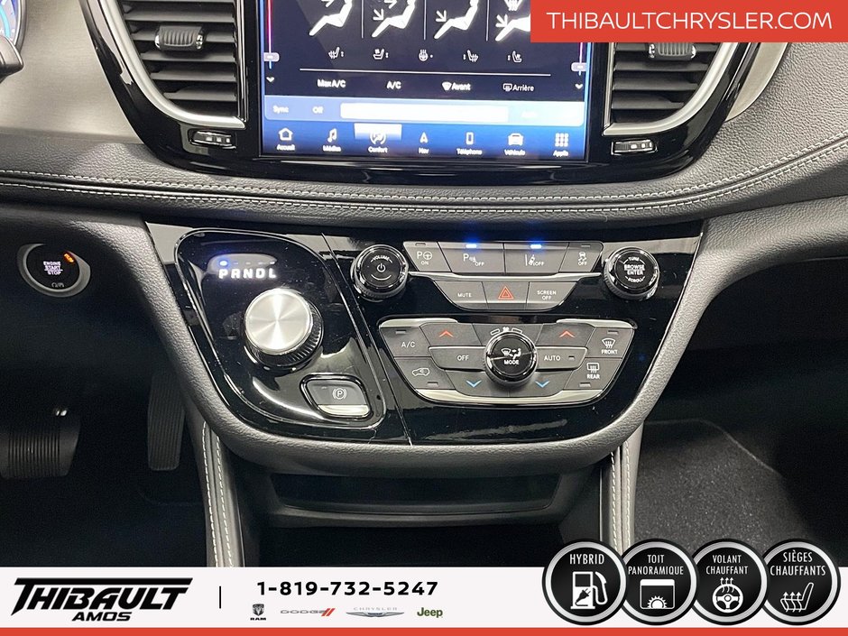 2024 Chrysler Pacifica Hybrid Premium S Appearance