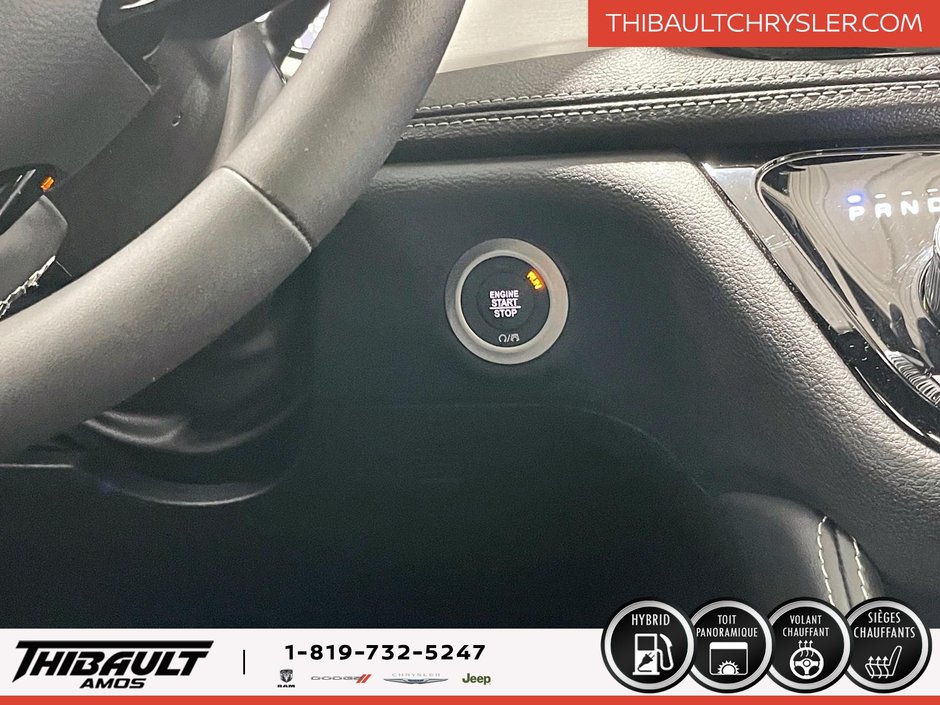 2024 Chrysler Pacifica Hybrid Premium S Appearance