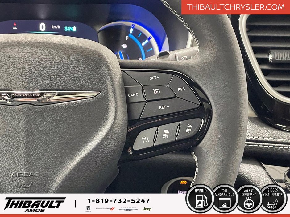 2024 Chrysler Pacifica Hybrid Premium S Appearance