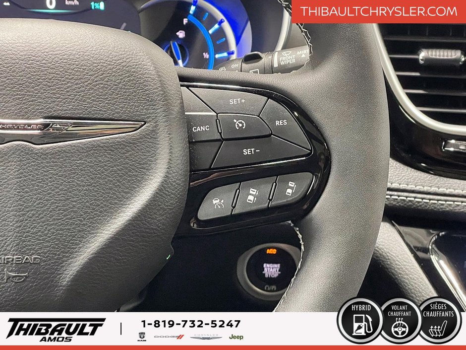 2024 Chrysler Pacifica Hybrid Premium S Appearance